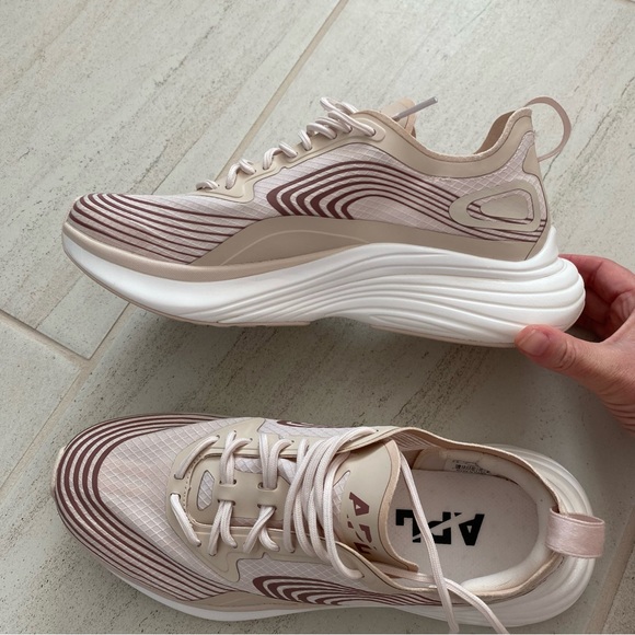 APL Streamline Running Shoe Size 6.5 - Picture 3 of 8